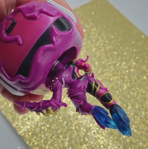 Funko POP! Spider-Man: Maximum Venom Venomized Ironheart #842 Vinyl Figure - Picture 6 of 7